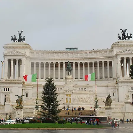 Major Sisters, In The Heart Of Roma